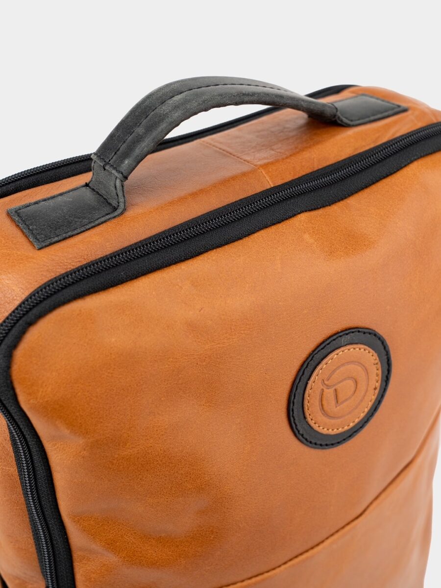 Backpack Praga Grand 1918 cognac - cestovní kožený batoh  koňakový combo - Obrázek 9