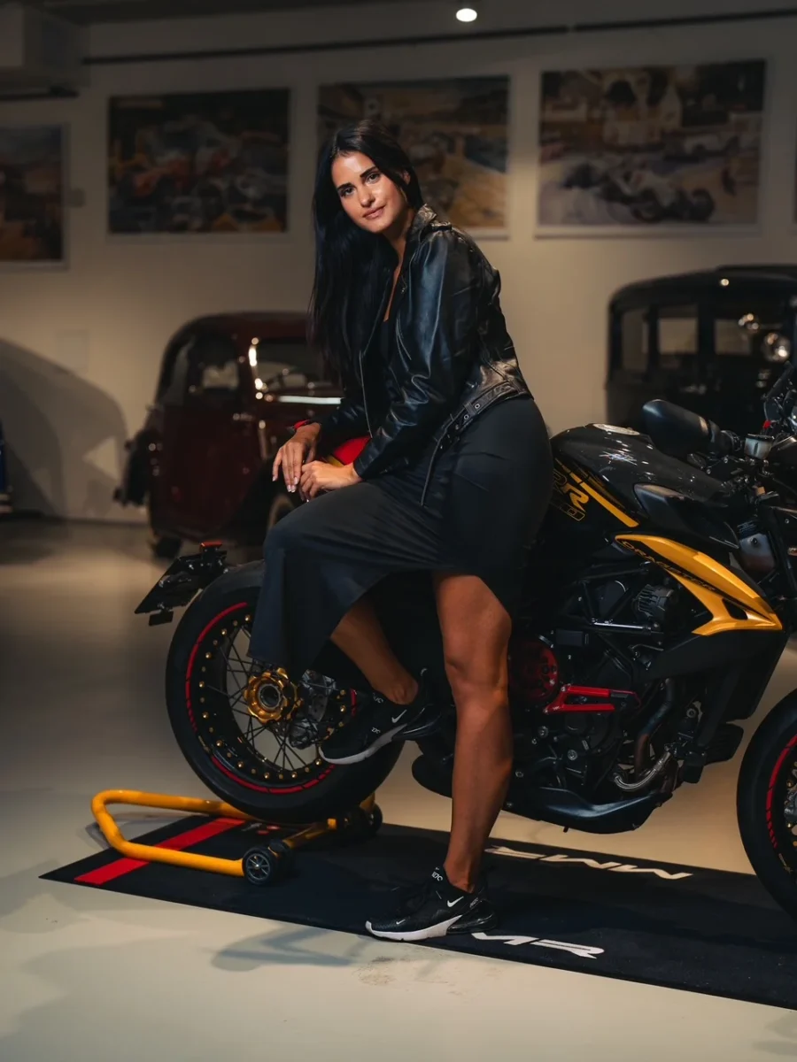 Amy Black – dámský kožený křivák černý - Obrázek 8