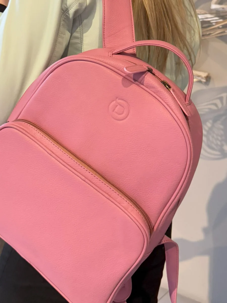 Dublin pink - Městský kožený batoh růžový velikost M - Obrázek 2
