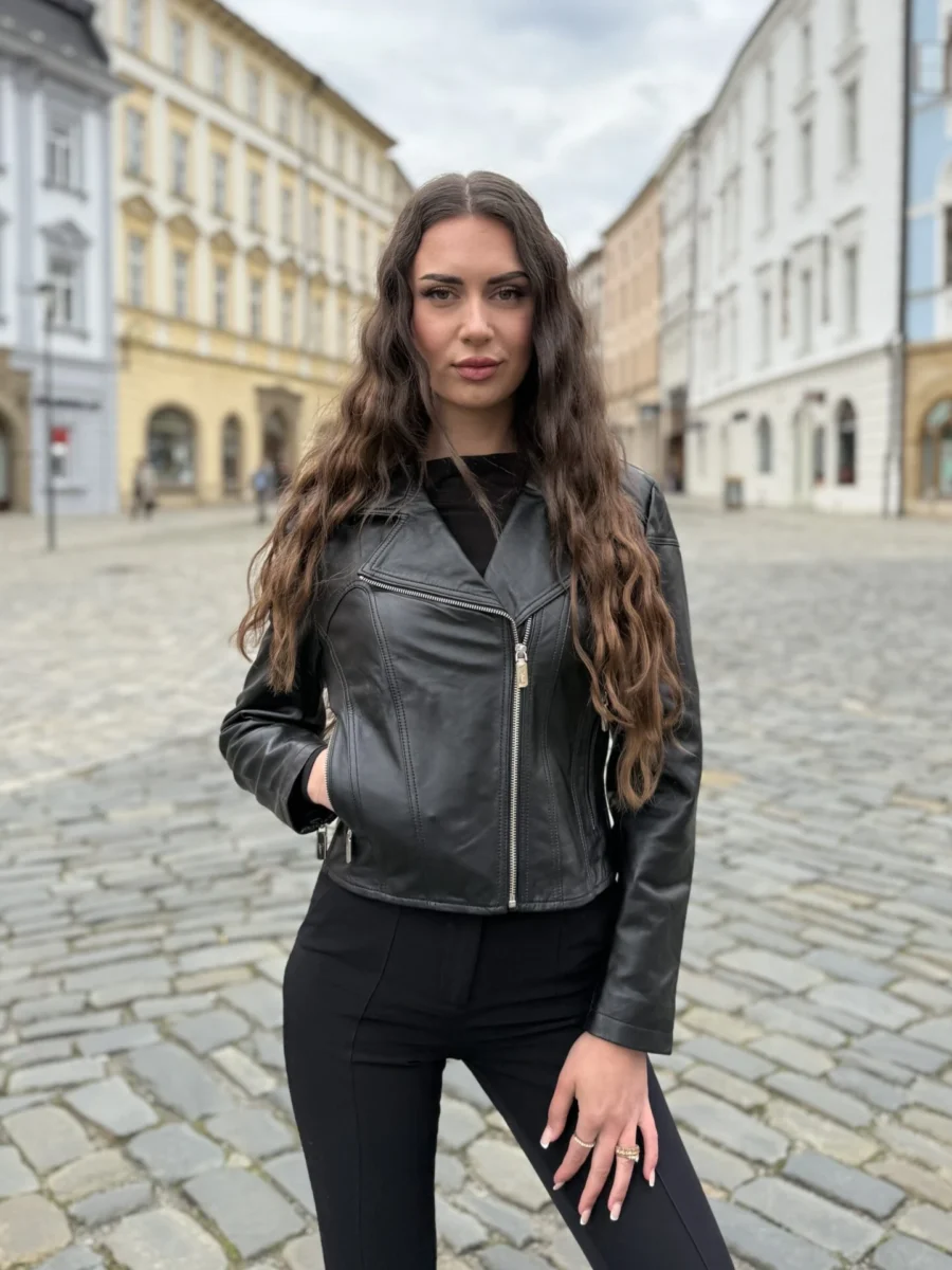 Adele Short Black – Dámský Kožený Křivák Černý - Obrázek 3