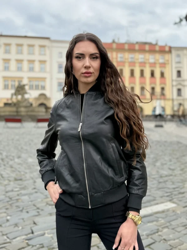 Wanda Bomber Black– Dámský kožený černý bomber
