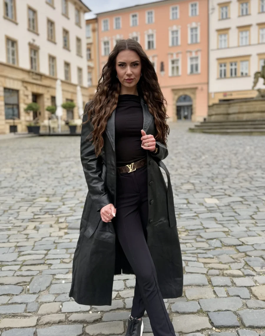 Isolda Black - Kožený kabát s knoflíky a páskem - Obrázek 3