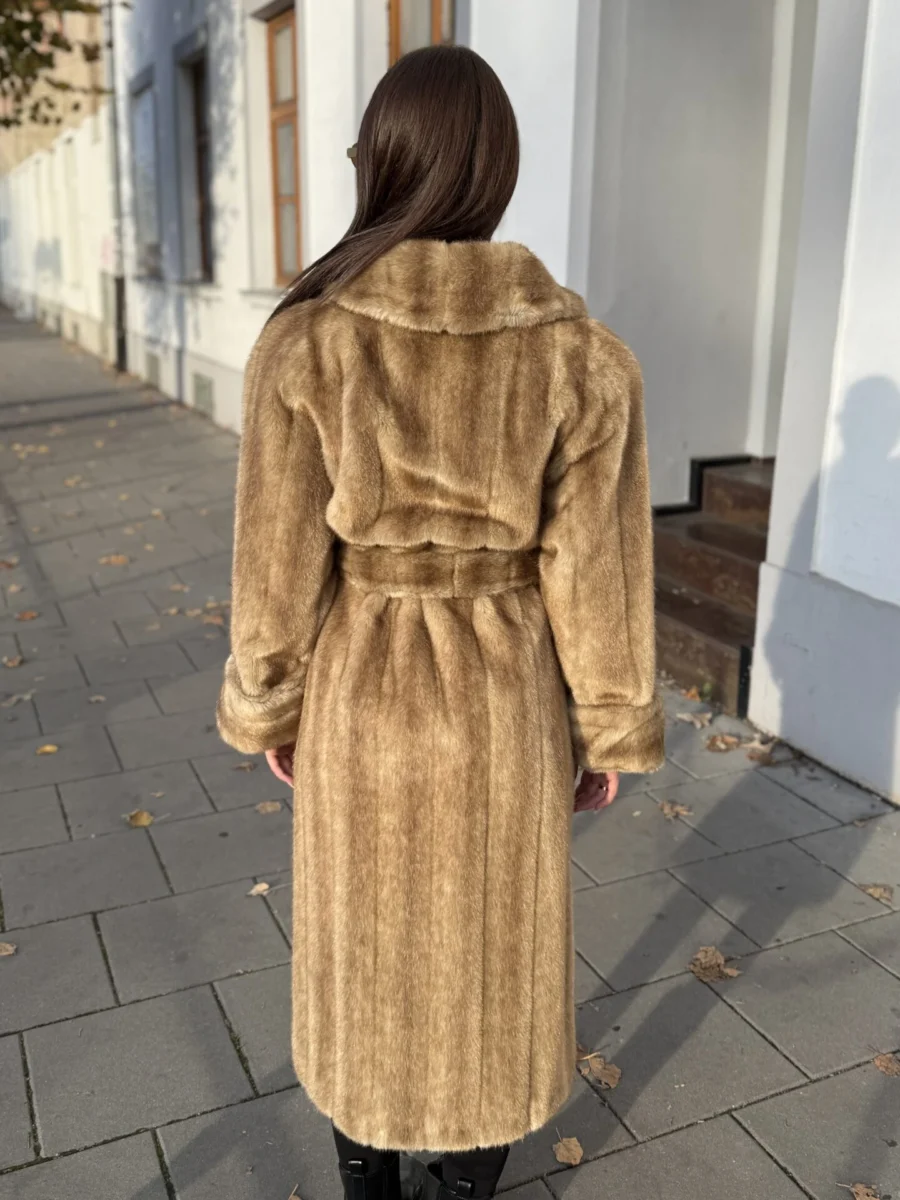 Hnědý kožich Emma - Kožešnictví Hlinsko - Obrázek 5