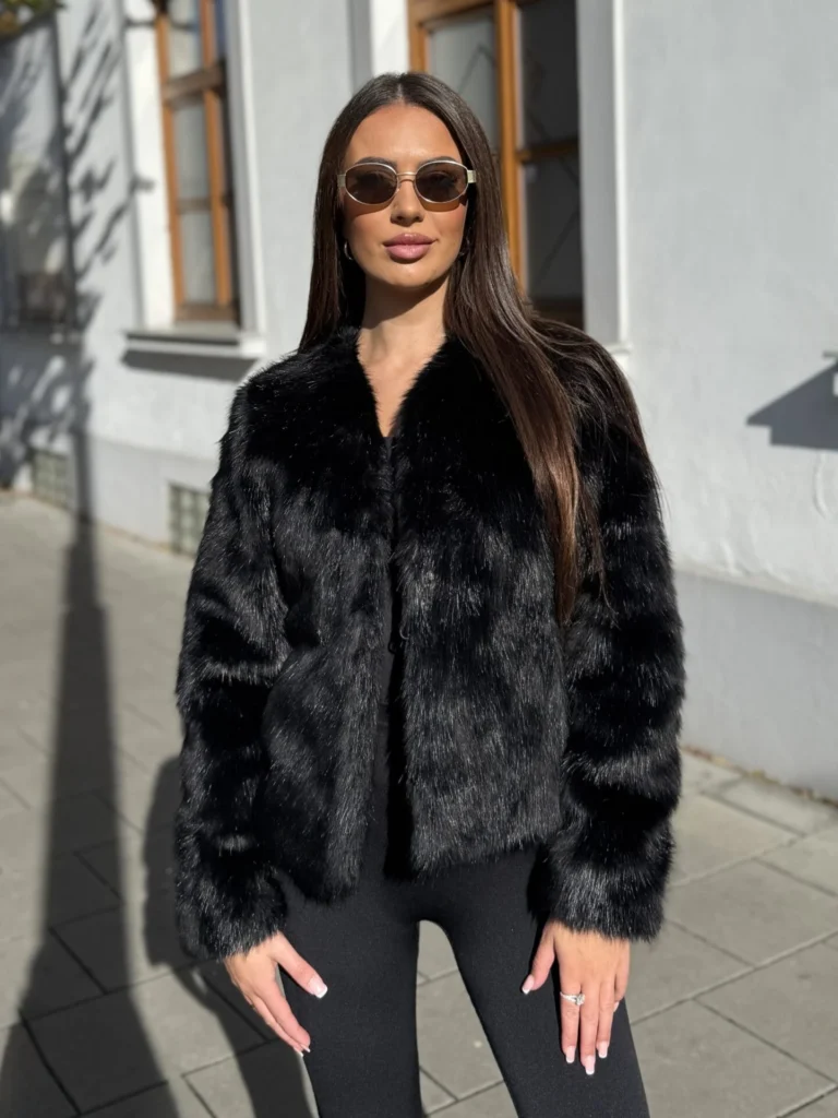 Kira kožich - černá