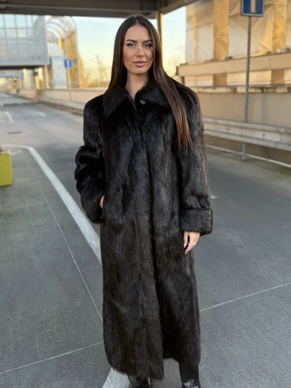 Dámský kožich z nutrie vel 54 – Kožešnictví Hlinsko v Čechách
