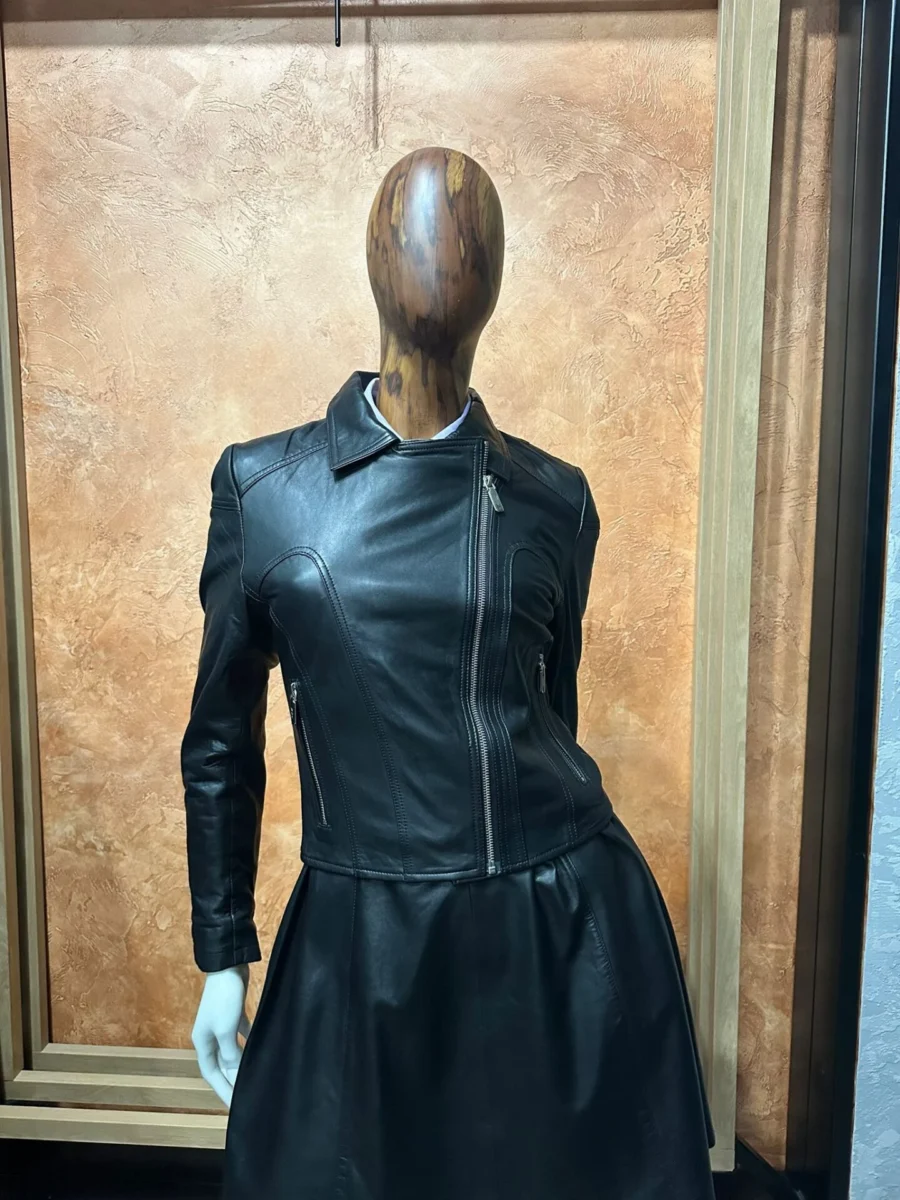 Adele Short black – Dámský kožený černý křivák-Doprodej - Obrázek 2