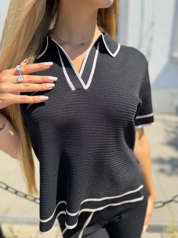 černé polo triko